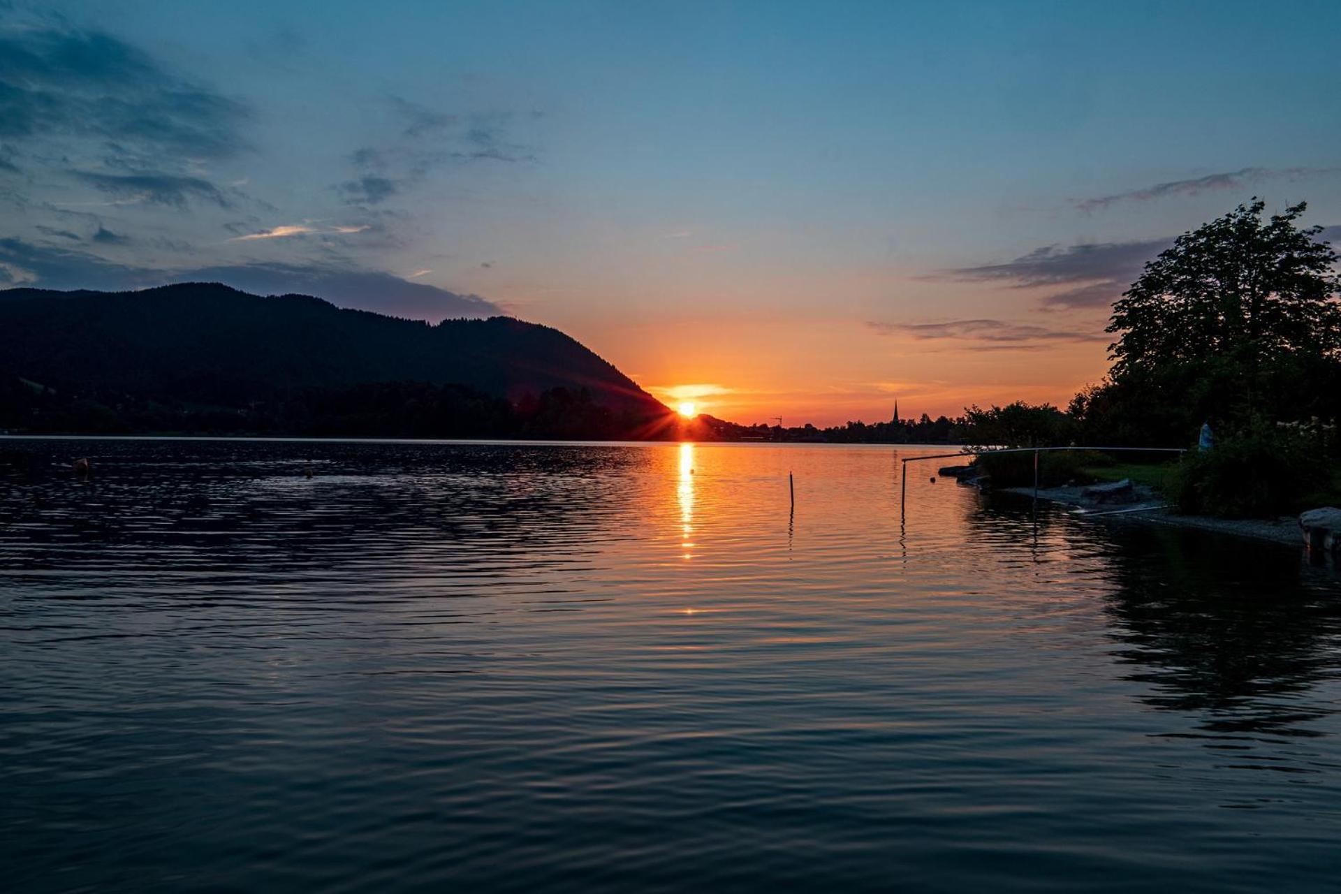 Studio Am Duernbach - Modern, Ruhig & Zentral Am Schliersee Mit Parkplatz エクステリア 写真